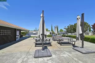 109 Reef Dr, Pittsburg, CA 94565 - Photo 40