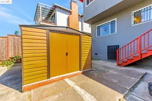 6941 Outlook Ave, Oakland, CA 94605 - Photo 42