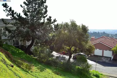 4320 Terrabella Way, Oakland, CA 94619 - Photo 6