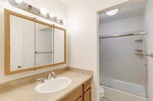 1064 Mohr Ln, Concord, CA 94518 - Photo 22