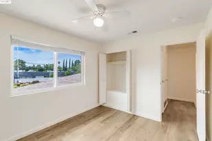 1064 Mohr Ln, Concord, CA 94518 - Photo 30