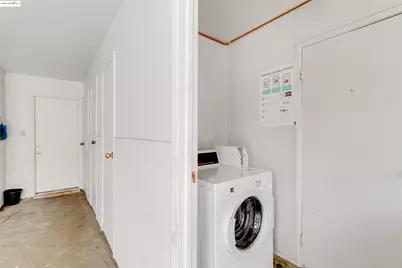1064 Mohr Ln #C, Concord, CA 94518 - Photo 32