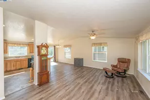 38500 State Hwy 299, Junction City, CA 96048 - Photo 4