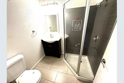 10580 Creekside, Oakland, CA 94603 - Photo 18