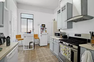 2654-2656 Bush St, San Francisco, CA 94115 - Photo 44