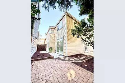 54 Village Square Pl, Pleasant Hill, CA 94523 - Photo 16