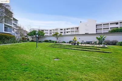 1205 Melville Sq #304, Richmond, CA 94804 - Photo 34