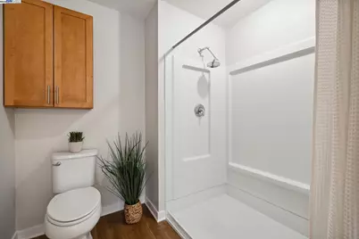 340 29th Ave #204, Oakland, CA 94601 - Photo 24