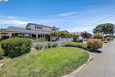 426 El Caminito, Livermore, CA 94550 - Photo 2