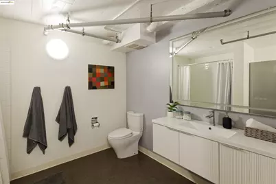 [Address not provided], Oakland, CA 94607 - Photo 20