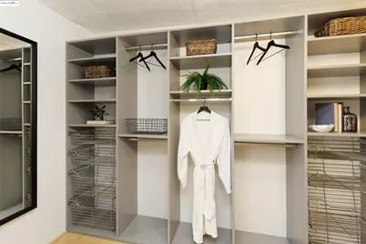 [Address not provided], Oakland, CA 94607 - Photo 18