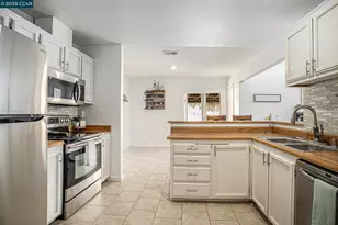 354 Hazelnut Ln, Oakley, CA 94561 - Photo 8