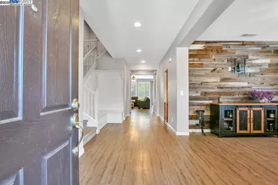 675 Merritt Ct, Discovery Bay, CA 94505 - Photo 2