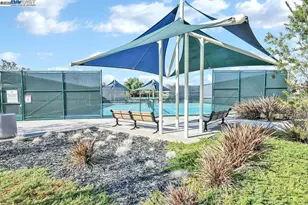 675 Merritt Ct, Discovery Bay, CA 94505 - Photo 40