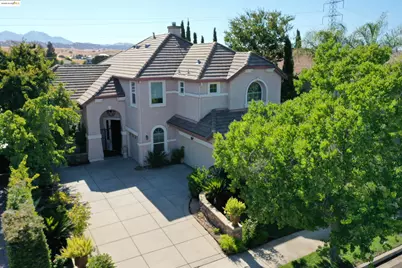 2665 Torrey Pines Dr, Brentwood, CA 94513 - Photo 8