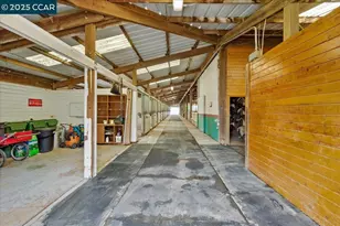 1101 N Gate Rd, Walnut Creek, CA 94598 - Photo 34