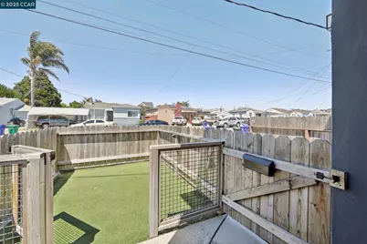 2110 Hellings Avenue, Richmond, CA 94801 - Photo 28