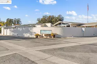 1555 Merrill St, Santa Cruz, CA 95062 - Photo 2