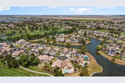 2244 Colonial Ct, Discovery Bay, CA 94505 - Photo 20