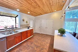 5935 Sunrise Ct, Lower Lake, CA 95457 - Photo 6