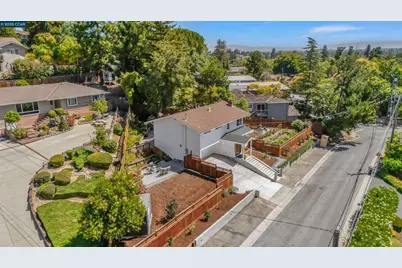 795 Canyon Rd, Redwood City, CA 94062 - Photo 40