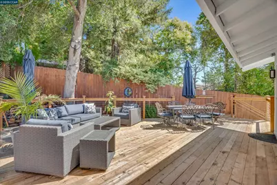 795 Canyon Rd, Redwood City, CA 94062 - Photo 32