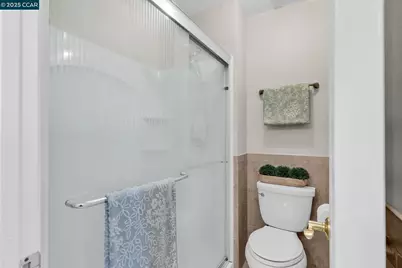 4380 Saint Charles Pl, Concord, CA 94521 - Photo 22