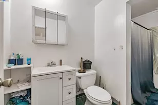 1706 Center St, Oakland, CA 94607 - Photo 48