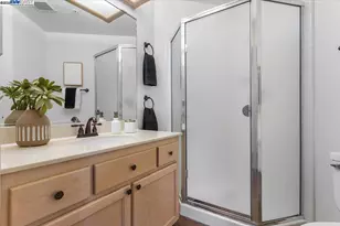 21103 Gary Dr, Hayward, CA 94546 - Photo 22