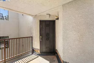 21103 Gary Dr, Hayward, CA 94546 - Photo 32