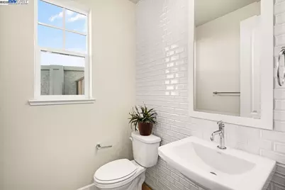 5325 Singh Circle, Union City, CA 94587 - Photo 20