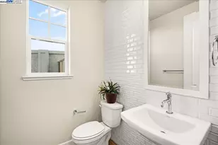 5325 Singh Circle, Union City, CA 94587 - Photo 20