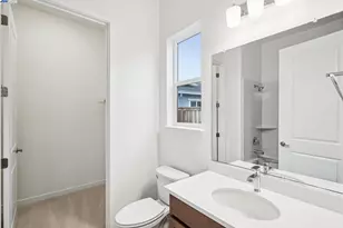 17618 Brightwood Ave, Lathrop, CA 95330 - Photo 32