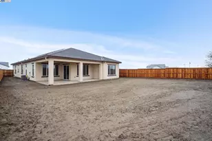 17618 Brightwood Ave, Lathrop, CA 95330 - Photo 40