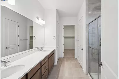 17618 Brightwood Avenue, Lathrop, CA 95330 - Photo 24