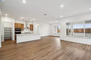 17618 Brightwood Ave, Lathrop, CA 95330 - Photo 6