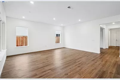 17618 Brightwood Avenue, Lathrop, CA 95330 - Photo 8