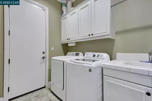 1714 St Emilion Ln, Brentwood, CA 94513 - Photo 30