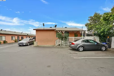 21806 Meekland Ave, Hayward, CA 94541 - Photo 20