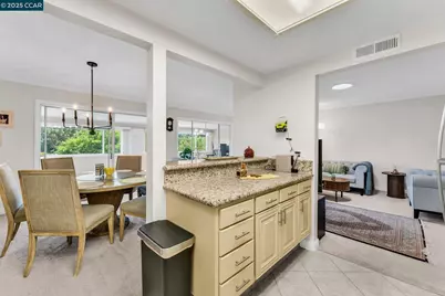 1935 Golden Rain Rd #1, Walnut Creek, CA 94595 - Photo 14