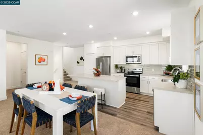 27263 Lumina Ct, Hayward, CA 94544 - Photo 4