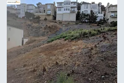 0 Redwood Rd, Oakland, CA 94619 - Photo 10