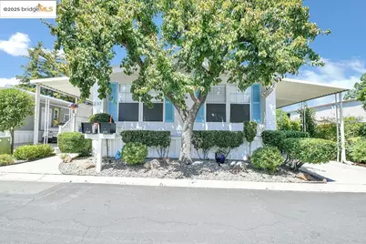 237 Aloha Way, Pittsburg, CA 94565 - Photo 1