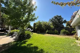 9648 La Nuez Dr, Elk Grove, CA 95624 - Photo 16