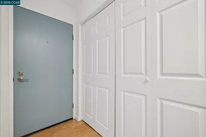 150 Pearl St #122, Oakland, CA 94611 - Photo 18