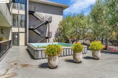 567 Oakland Ave. #101, Oakland, CA 94611 - Photo 18