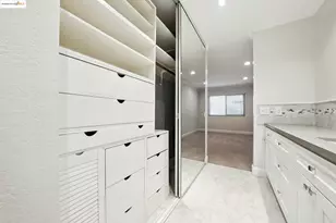 567 Oakland Ave, Oakland, CA 94611 - Photo 34