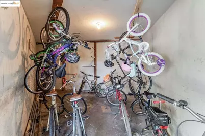 325 Kitty Hawk Rd #UNIT 207, Alameda, CA 94501 - Photo 22