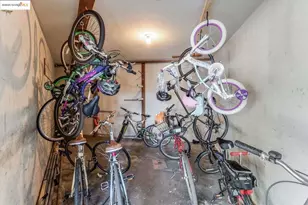 325 Kitty Hawk Rd, Alameda, CA 94501 - Photo 22