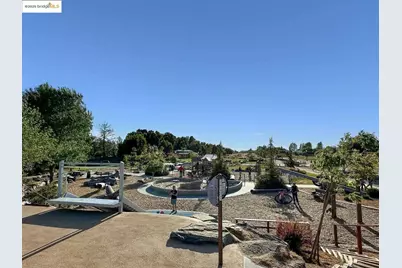 325 Kitty Hawk Rd #UNIT 207, Alameda, CA 94501 - Photo 34